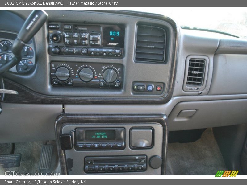 Pewter Metallic / Stone Gray 2002 GMC Yukon XL Denali AWD