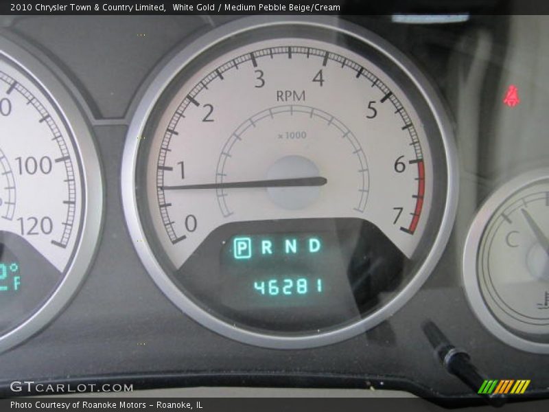 White Gold / Medium Pebble Beige/Cream 2010 Chrysler Town & Country Limited