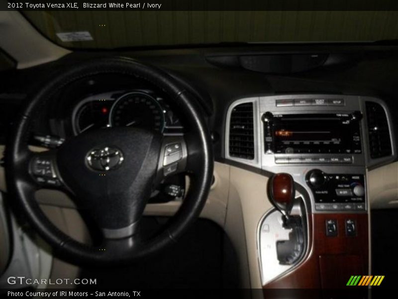 Blizzard White Pearl / Ivory 2012 Toyota Venza XLE