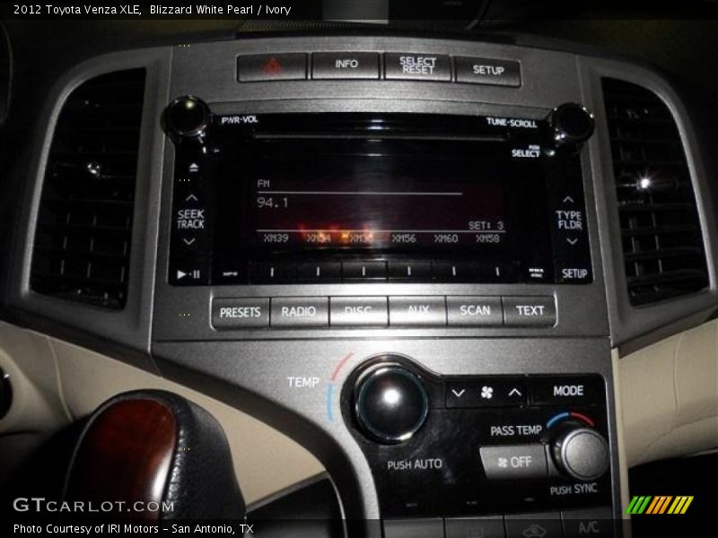Blizzard White Pearl / Ivory 2012 Toyota Venza XLE