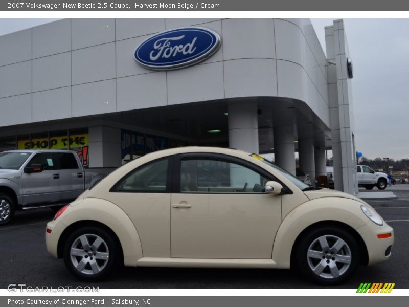 Harvest Moon Beige / Cream 2007 Volkswagen New Beetle 2.5 Coupe