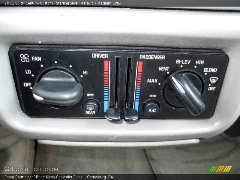 Sterling Silver Metallic / Medium Gray 2001 Buick Century Custom