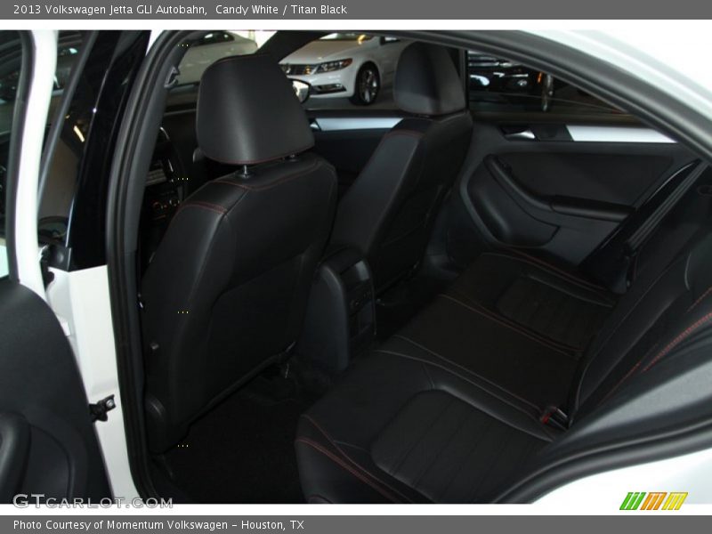 Candy White / Titan Black 2013 Volkswagen Jetta GLI Autobahn