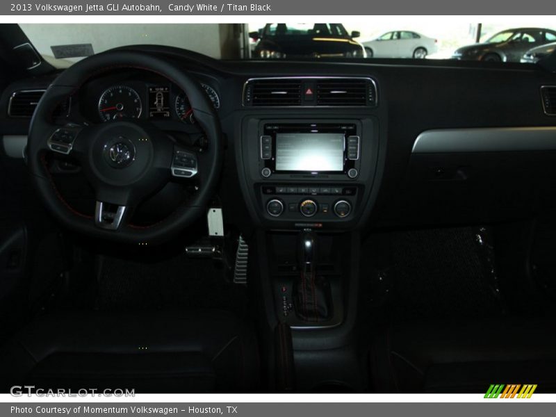 Candy White / Titan Black 2013 Volkswagen Jetta GLI Autobahn