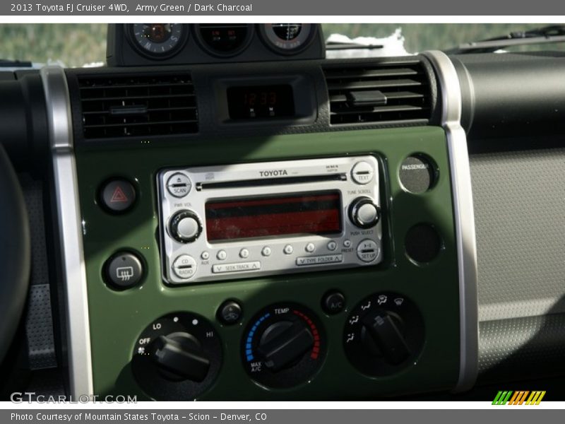 Army Green / Dark Charcoal 2013 Toyota FJ Cruiser 4WD