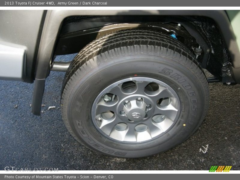 Army Green / Dark Charcoal 2013 Toyota FJ Cruiser 4WD