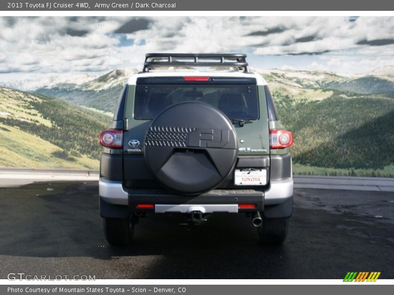 Army Green / Dark Charcoal 2013 Toyota FJ Cruiser 4WD