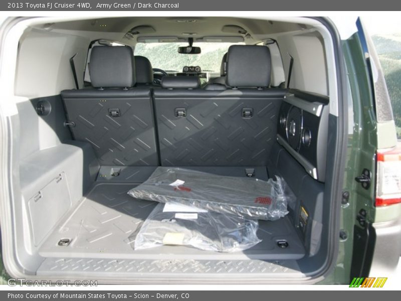 Army Green / Dark Charcoal 2013 Toyota FJ Cruiser 4WD