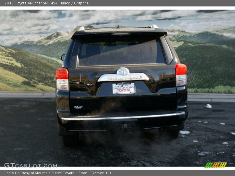 Black / Graphite 2013 Toyota 4Runner SR5 4x4