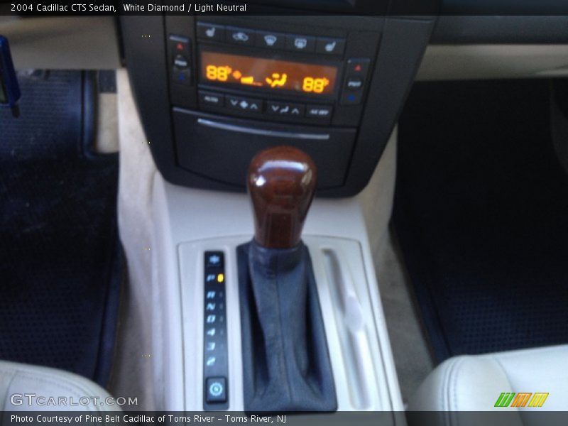 White Diamond / Light Neutral 2004 Cadillac CTS Sedan