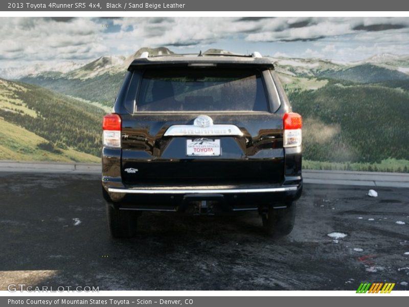 Black / Sand Beige Leather 2013 Toyota 4Runner SR5 4x4