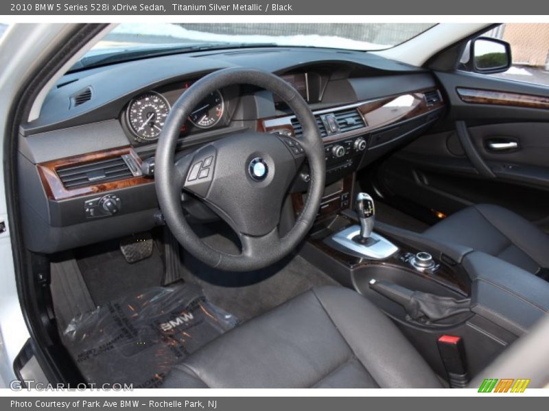 Titanium Silver Metallic / Black 2010 BMW 5 Series 528i xDrive Sedan
