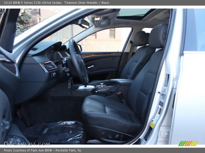 Titanium Silver Metallic / Black 2010 BMW 5 Series 528i xDrive Sedan