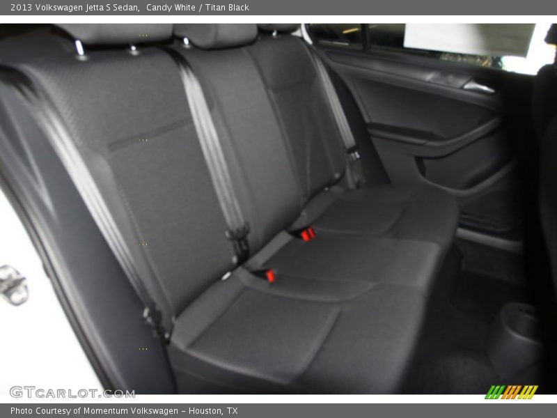 Candy White / Titan Black 2013 Volkswagen Jetta S Sedan