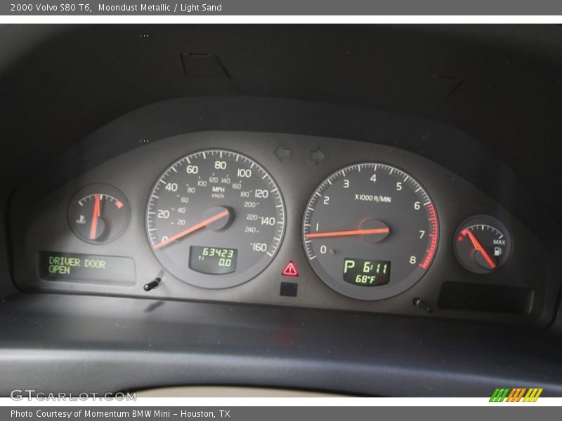 Moondust Metallic / Light Sand 2000 Volvo S80 T6