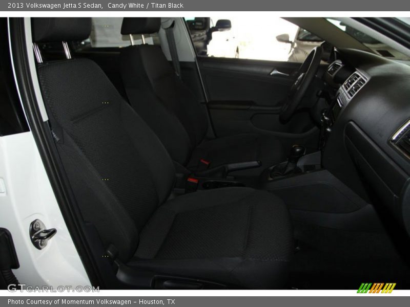 Candy White / Titan Black 2013 Volkswagen Jetta S Sedan