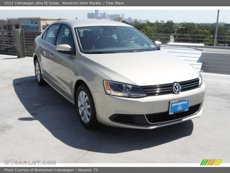 Moonrock Silver Metallic / Titan Black 2013 Volkswagen Jetta SE Sedan