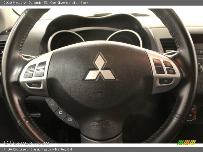 Cool Silver Metallic / Black 2010 Mitsubishi Outlander ES