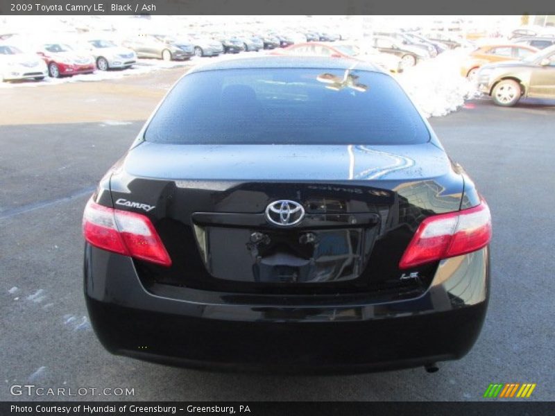 Black / Ash 2009 Toyota Camry LE