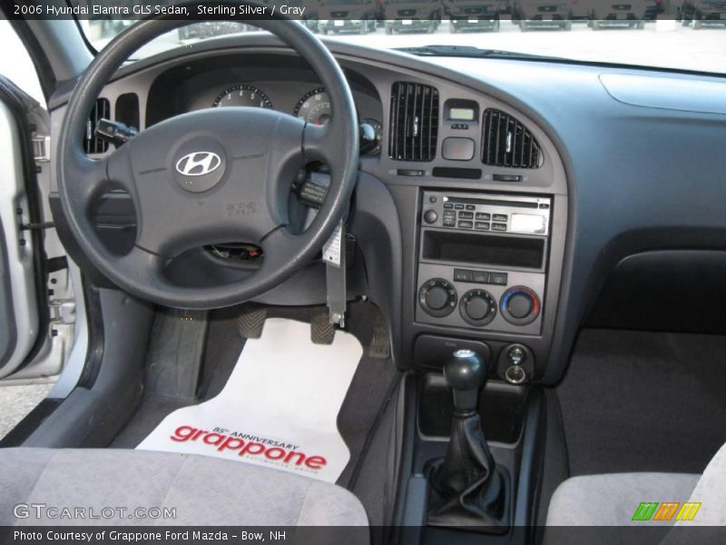 Sterling Silver / Gray 2006 Hyundai Elantra GLS Sedan