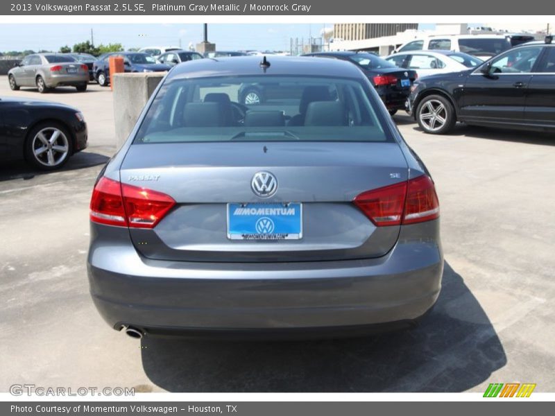 Platinum Gray Metallic / Moonrock Gray 2013 Volkswagen Passat 2.5L SE