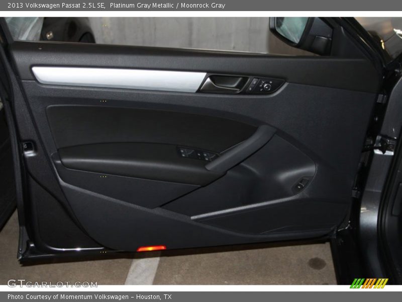 Platinum Gray Metallic / Moonrock Gray 2013 Volkswagen Passat 2.5L SE