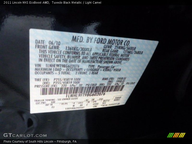 Tuxedo Black Metallic / Light Camel 2011 Lincoln MKS EcoBoost AWD