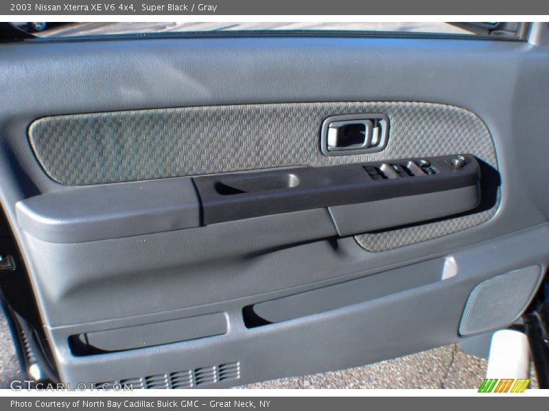 Super Black / Gray 2003 Nissan Xterra XE V6 4x4