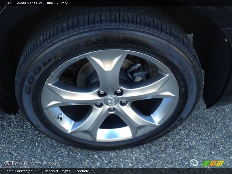Black / Ivory 2010 Toyota Venza V6