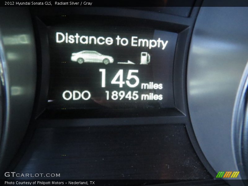 Radiant Silver / Gray 2012 Hyundai Sonata GLS