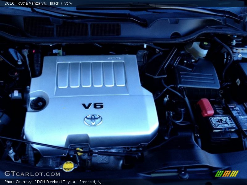 Black / Ivory 2010 Toyota Venza V6