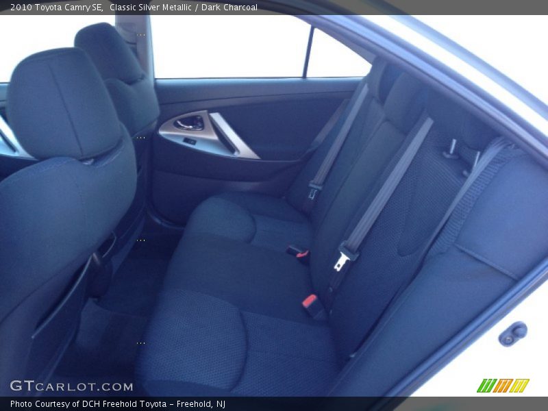 Classic Silver Metallic / Dark Charcoal 2010 Toyota Camry SE
