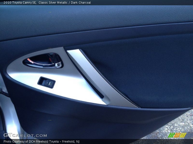 Classic Silver Metallic / Dark Charcoal 2010 Toyota Camry SE