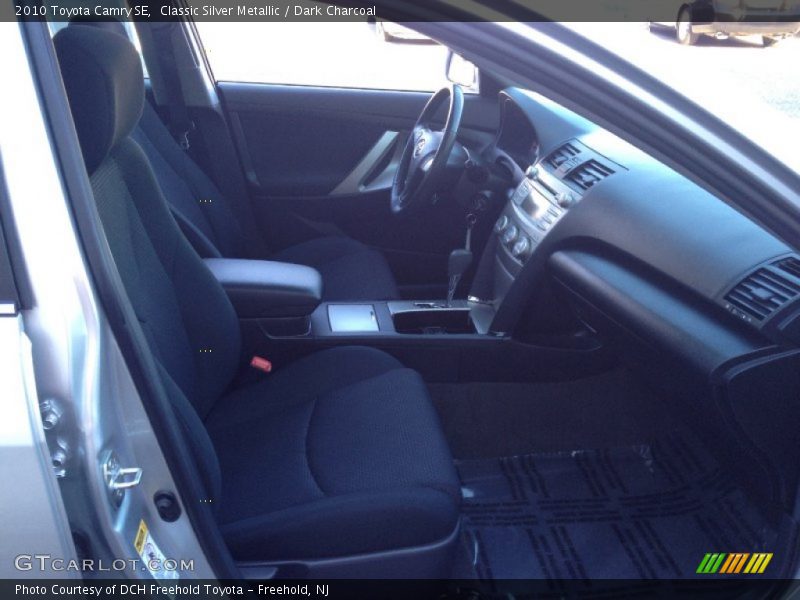 Classic Silver Metallic / Dark Charcoal 2010 Toyota Camry SE