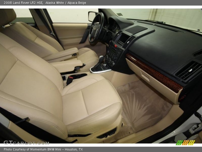 Alaska White / Alpaca Beige 2008 Land Rover LR2 HSE