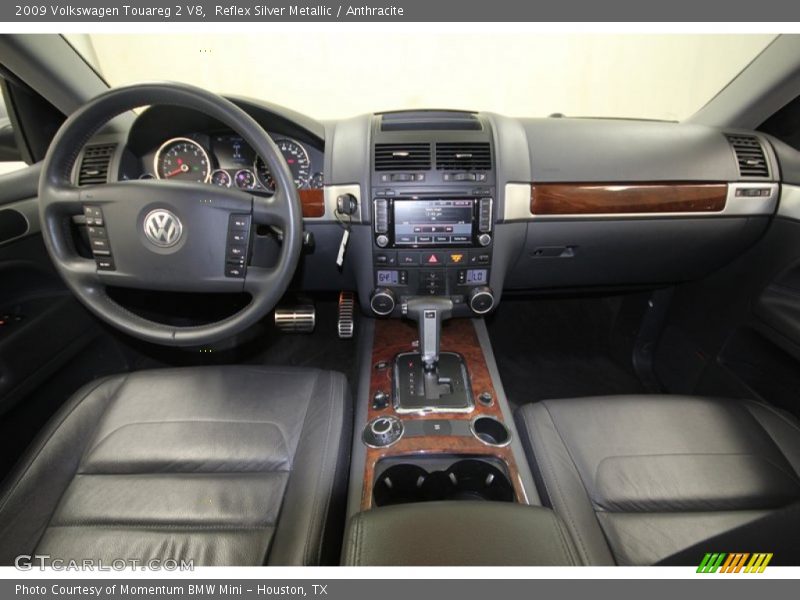 Dashboard of 2009 Touareg 2 V8
