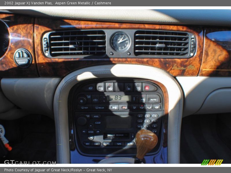 Aspen Green Metallic / Cashmere 2002 Jaguar XJ Vanden Plas