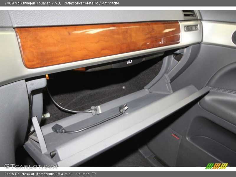 Reflex Silver Metallic / Anthracite 2009 Volkswagen Touareg 2 V8