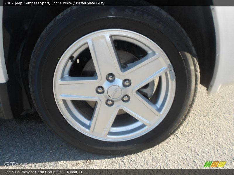 Stone White / Pastel Slate Gray 2007 Jeep Compass Sport