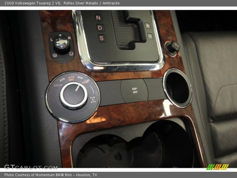 Controls of 2009 Touareg 2 V8