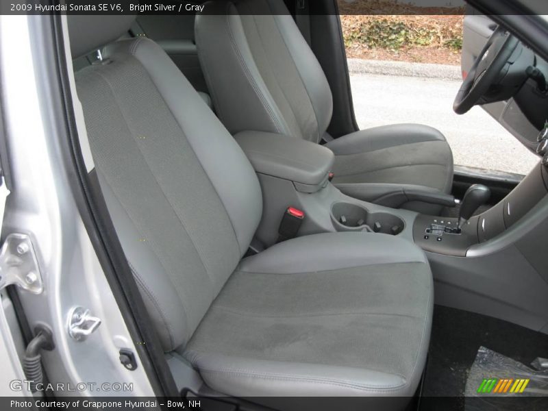 Bright Silver / Gray 2009 Hyundai Sonata SE V6