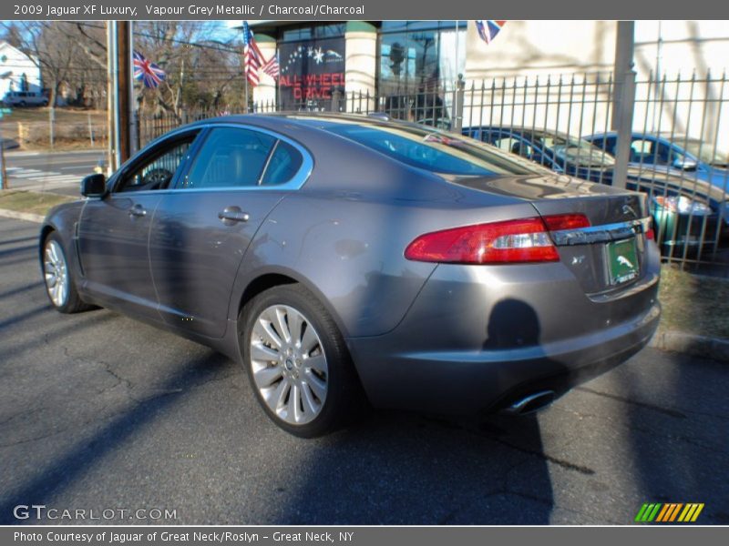 Vapour Grey Metallic / Charcoal/Charcoal 2009 Jaguar XF Luxury