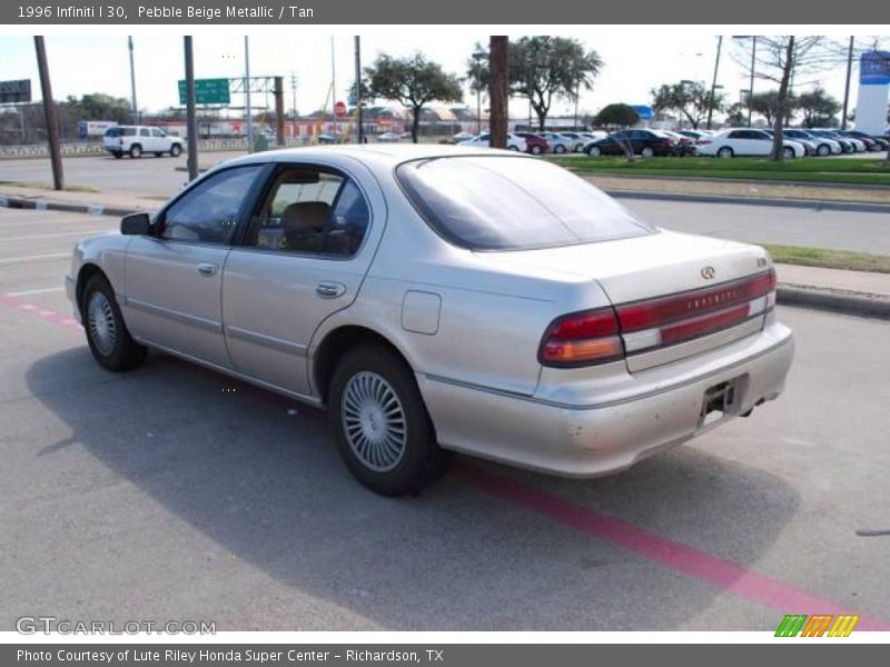 Pebble Beige Metallic / Tan 1996 Infiniti I 30