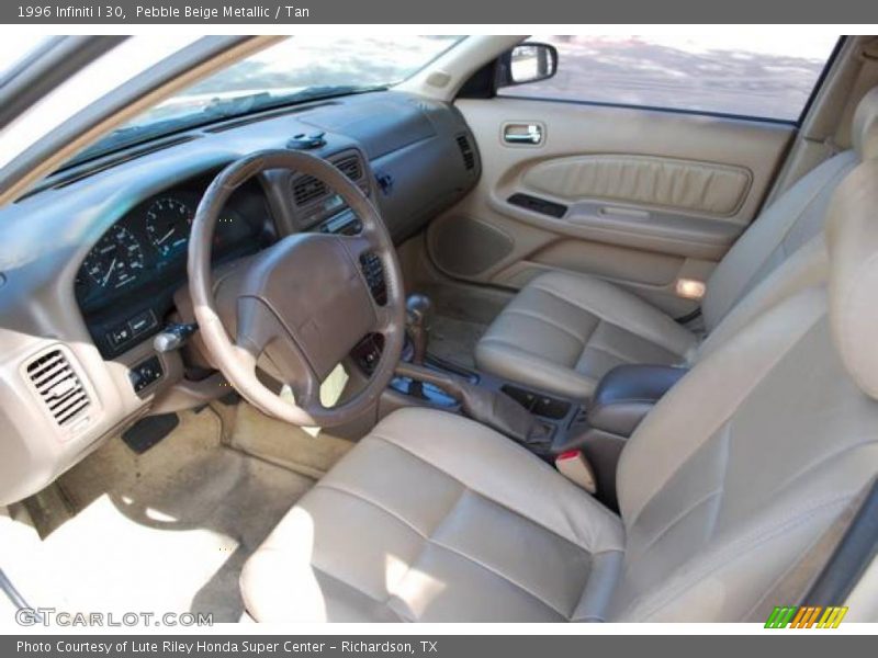 Pebble Beige Metallic / Tan 1996 Infiniti I 30