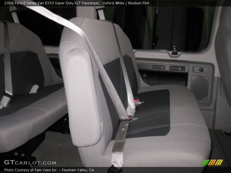Oxford White / Medium Flint 2009 Ford E Series Van E350 Super Duty XLT Passenger