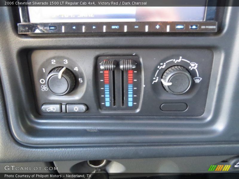 Controls of 2006 Silverado 1500 LT Regular Cab 4x4