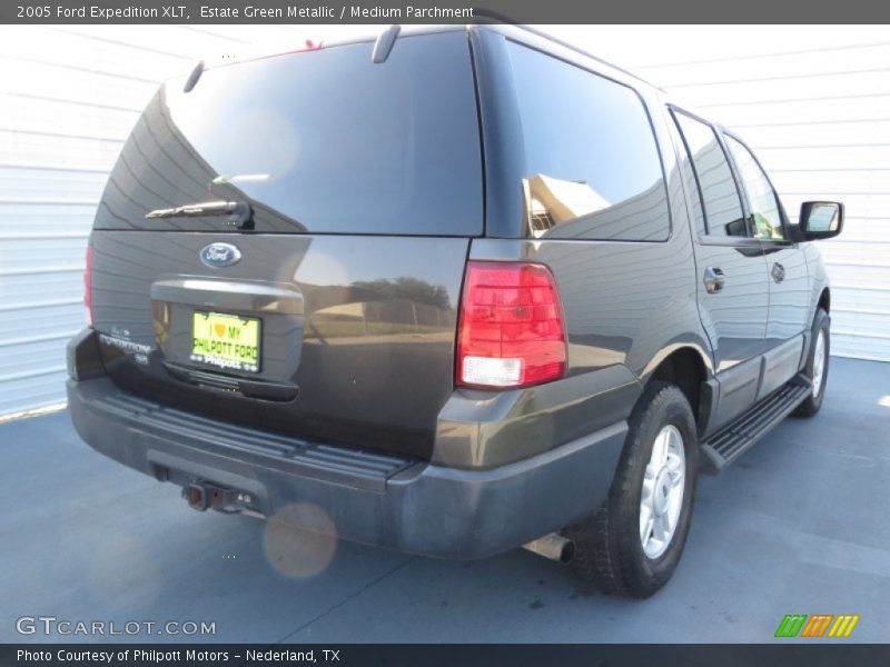 Estate Green Metallic / Medium Parchment 2005 Ford Expedition XLT