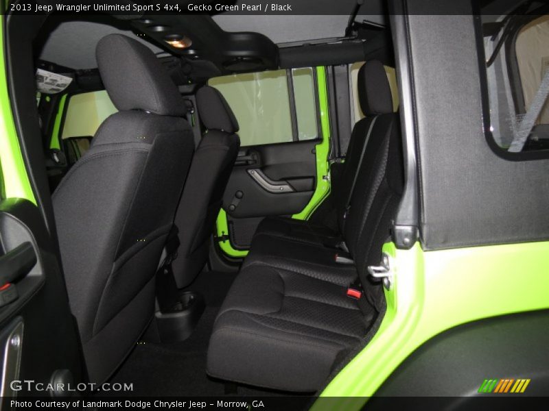 Gecko Green Pearl / Black 2013 Jeep Wrangler Unlimited Sport S 4x4