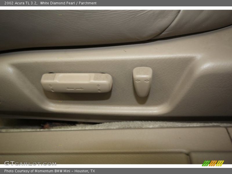 White Diamond Pearl / Parchment 2002 Acura TL 3.2