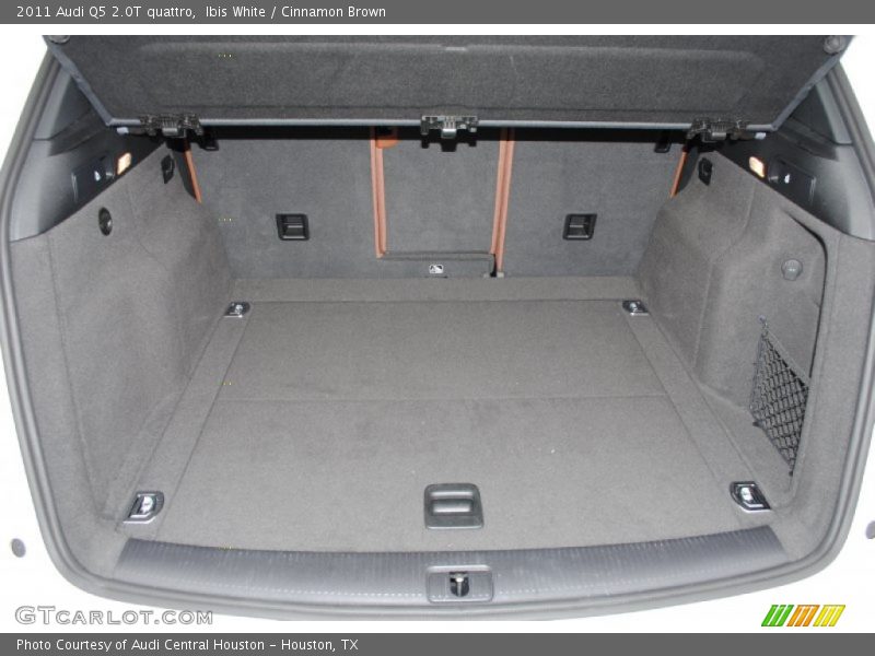 Ibis White / Cinnamon Brown 2011 Audi Q5 2.0T quattro